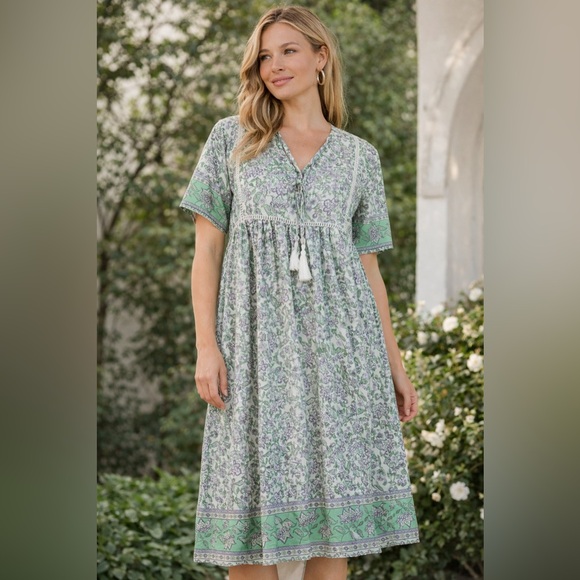 Hawalili Dresses & Skirts - Hawalili Green & Lavender Floral Boho Midi Dress- size S oversized